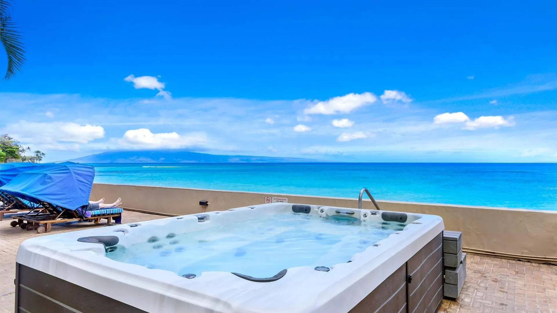 Kahana Beach Vacation Club Lahaina Aparthotel